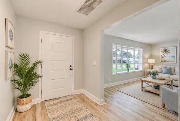 $360,000 | 700 Lindenwood Circle East, Ormond Beach, FL 32174