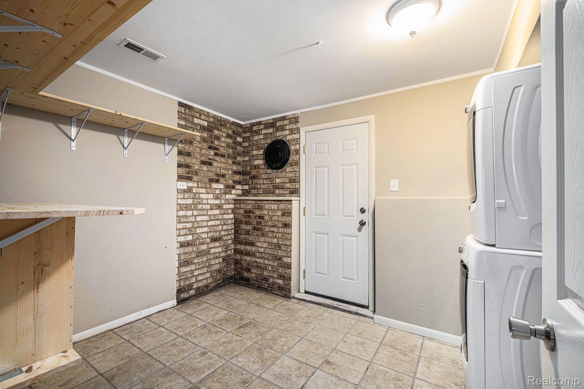 1161 Wendy Road Ann Arbor, MI 48103 - Photo 28 of 36 Gallery Image 28