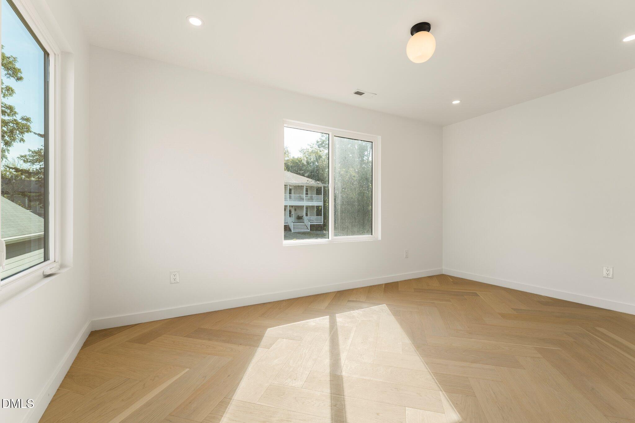 409 Alston Street, Unit 101 Raleigh, NC 27601 - Photo 23 of 39 27-409 Alston St-27