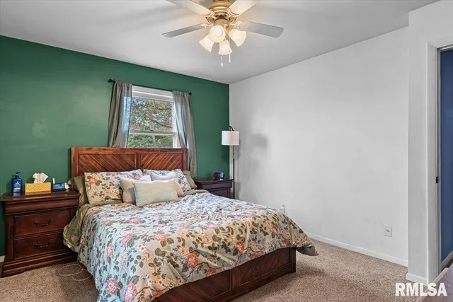 $149,900 | 222 South Wrightsman Street, Virden, IL 62690