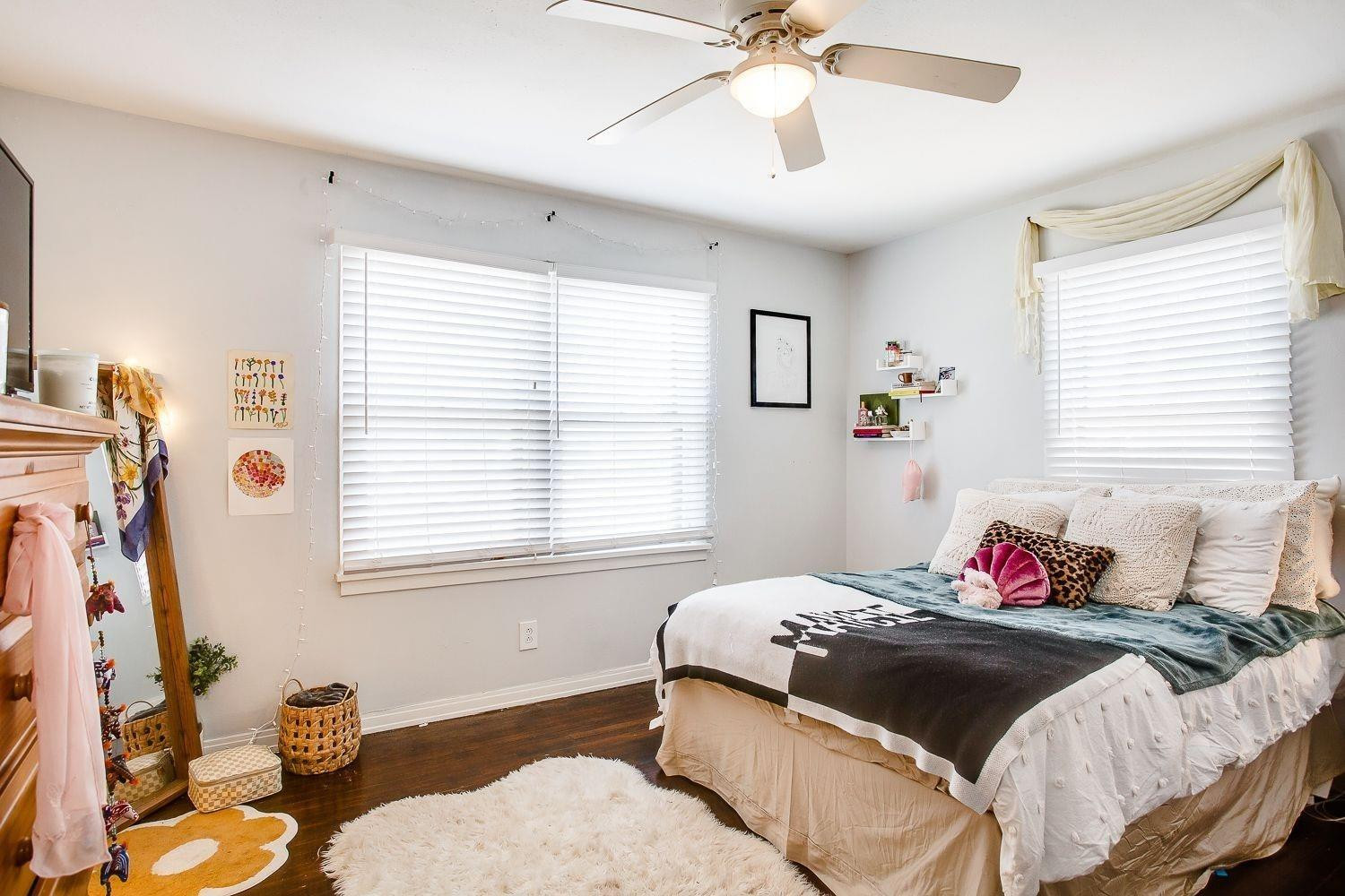 3417 28th Street Lubbock, TX 79410 - Photo 13 of 18 Bedroom 2- Front