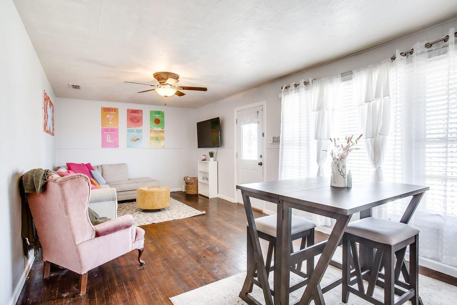3417 28th Street Lubbock, TX 79410 - Photo 4 of 18 Dining Area/ Bright Interior