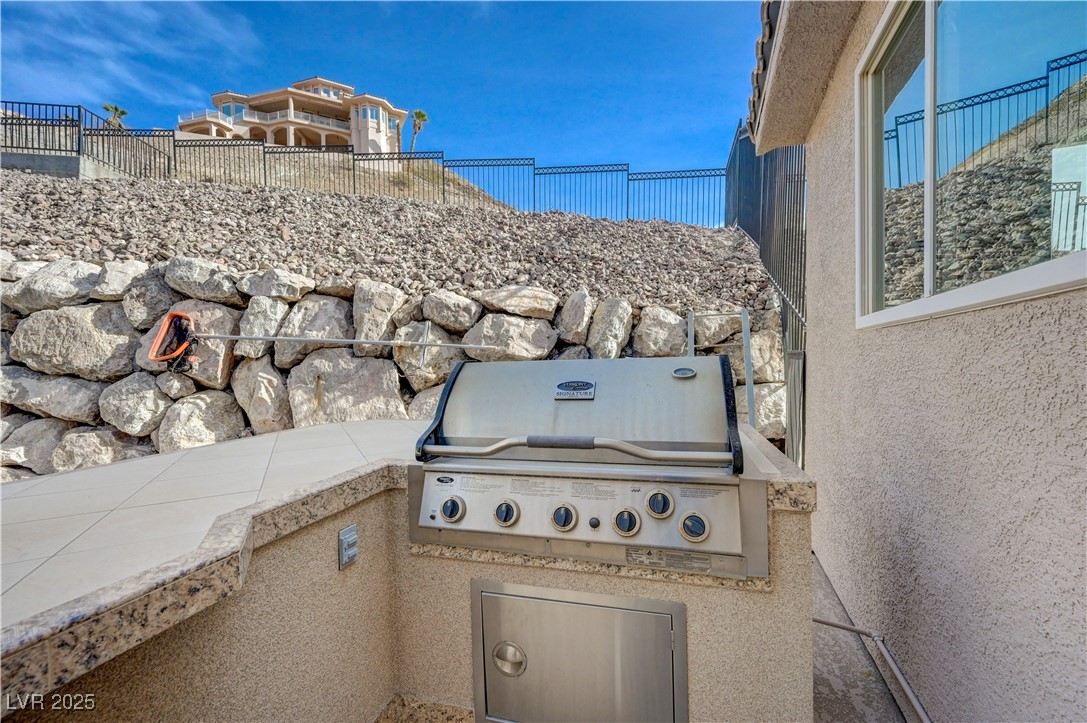 909 Rhyolite Terrace Henderson, NV 89011 - Photo 68 of 76