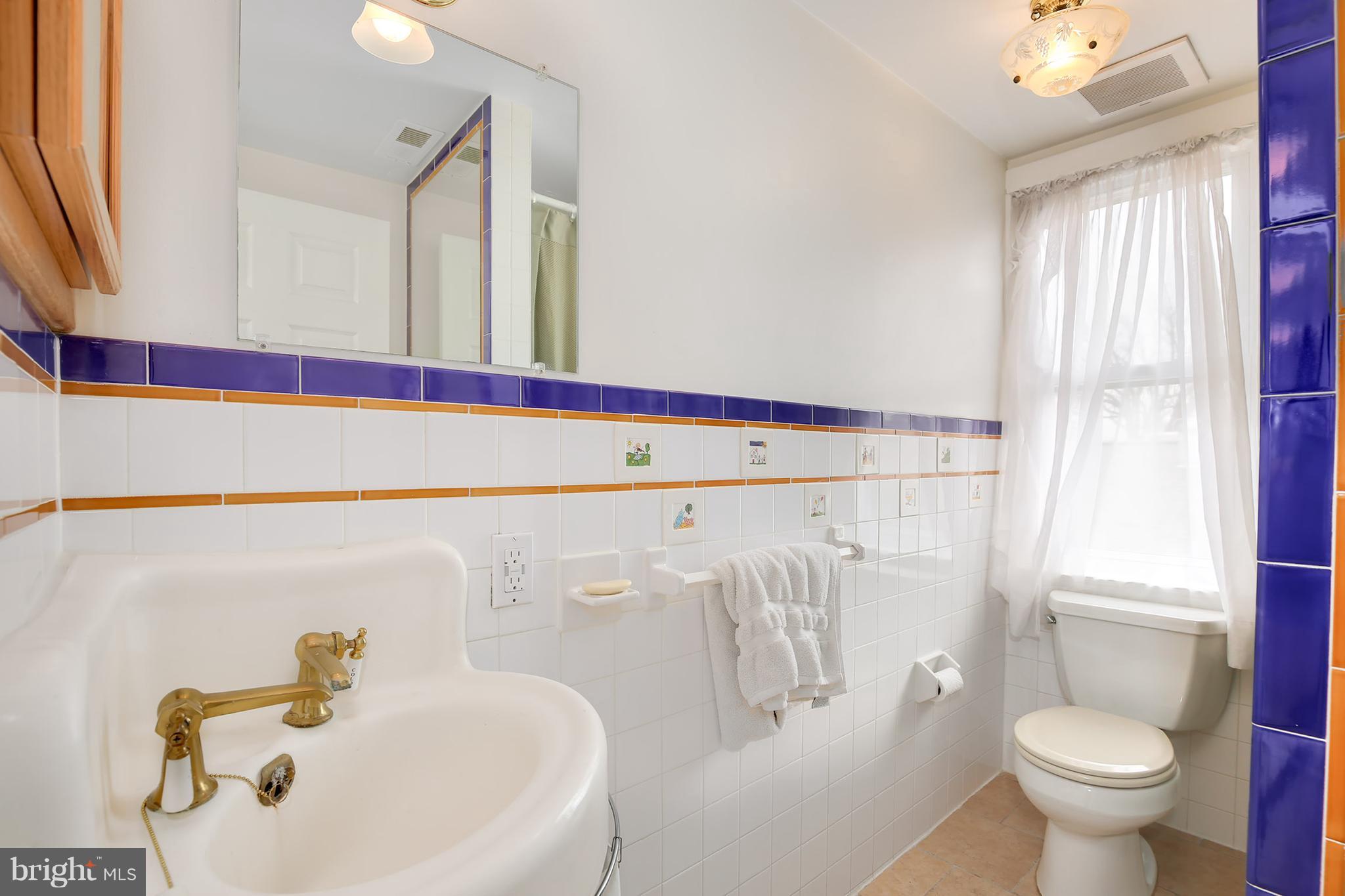 816 Violet Place Silver Spring, MD 20910 - Photo 27 of 30 Bath