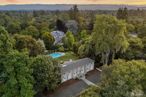 $8,200,000 | 55 Flood Circle, Atherton, CA 94027