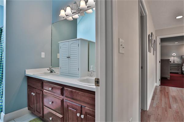 4 Ralph Road Hopkinton, MA 01748 - Photo 23 of 30