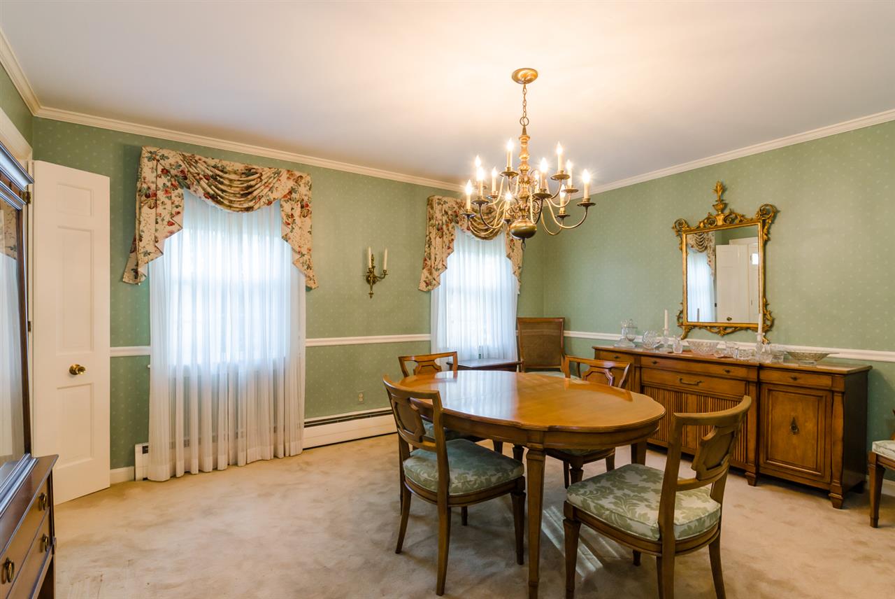 15 Apache Road Nashua, NH 03063 - Photo 11 of 36