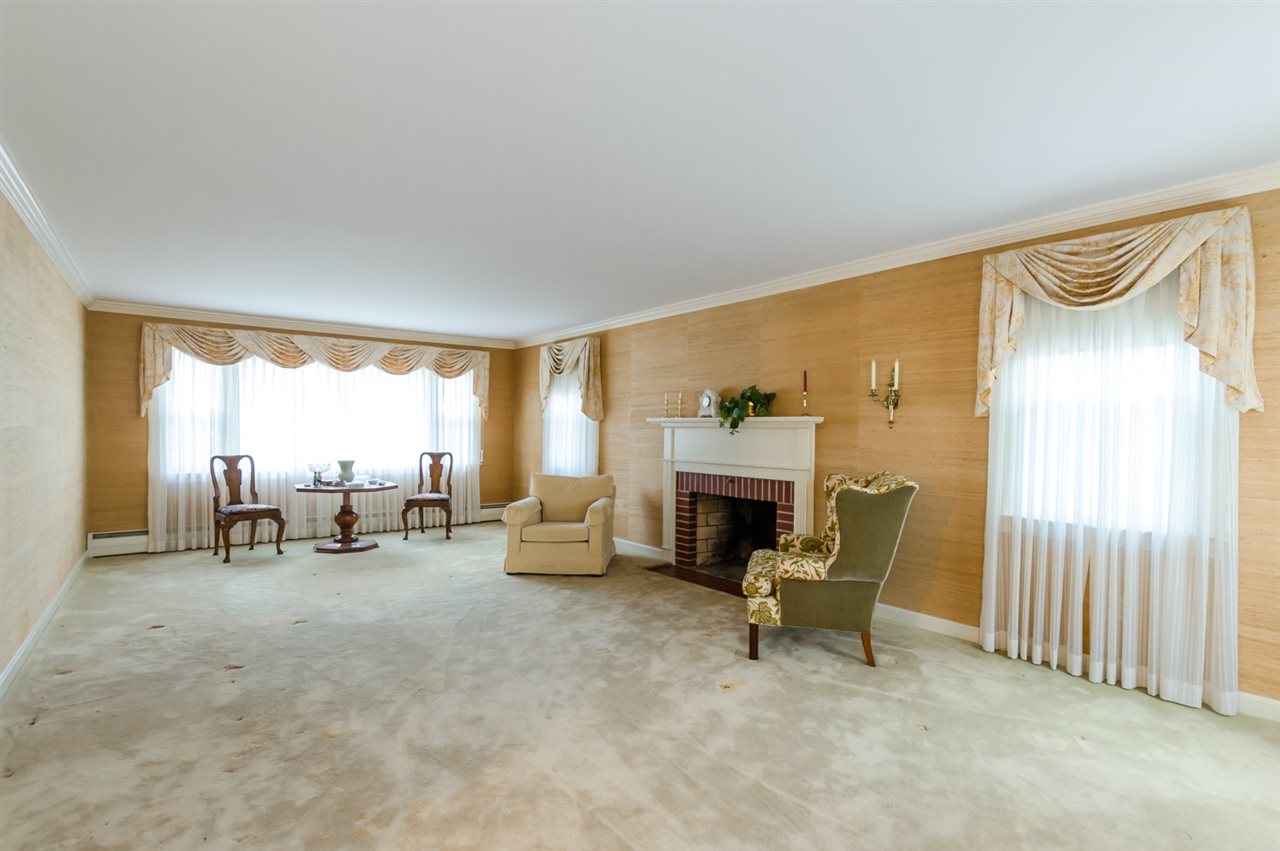 15 Apache Road Nashua, NH 03063 - Photo 14 of 36