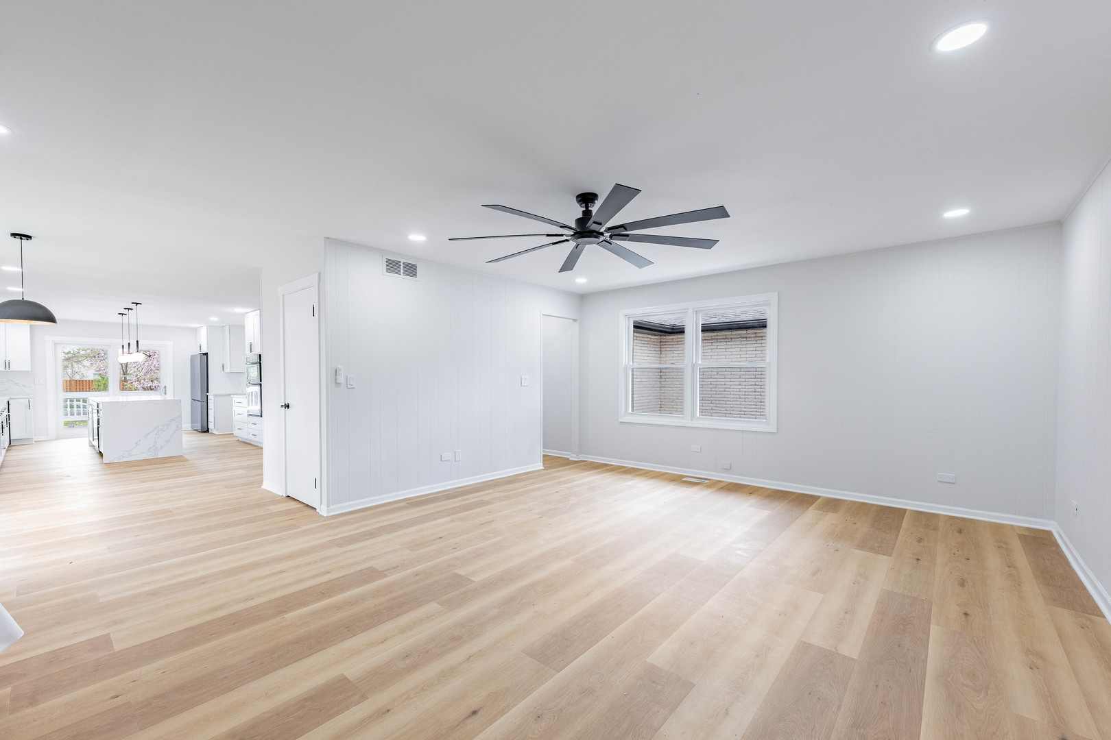 5S254 Middle Road Naperville, IL 60563 - Photo 6 of 46