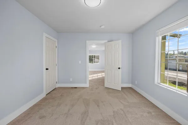 $239,000 | 231 Poplar Street, Tekoa, WA 99033