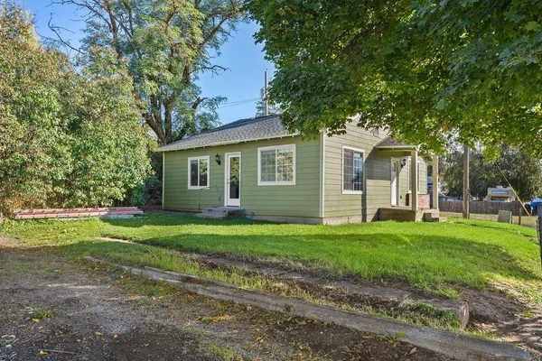 $239,000 | 231 Poplar Street, Tekoa, WA 99033