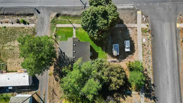 $239,000 | 231 Poplar Street, Tekoa, WA 99033