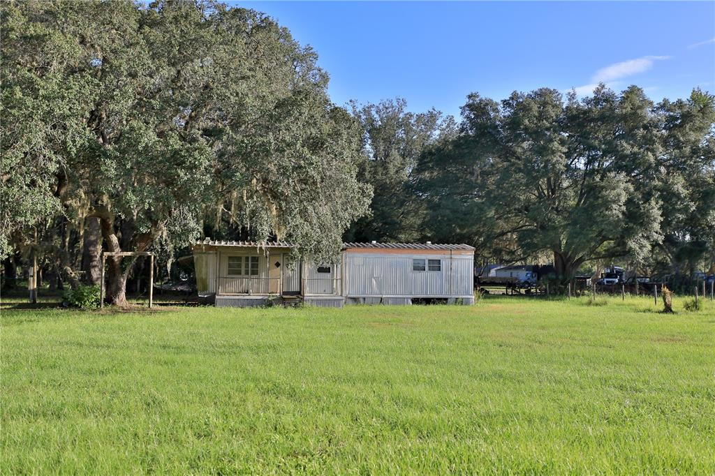 22510 Northeast 130th Court Road Fort McCoy, FL 32134 - Photo 8 of 11 Gallery Image 8