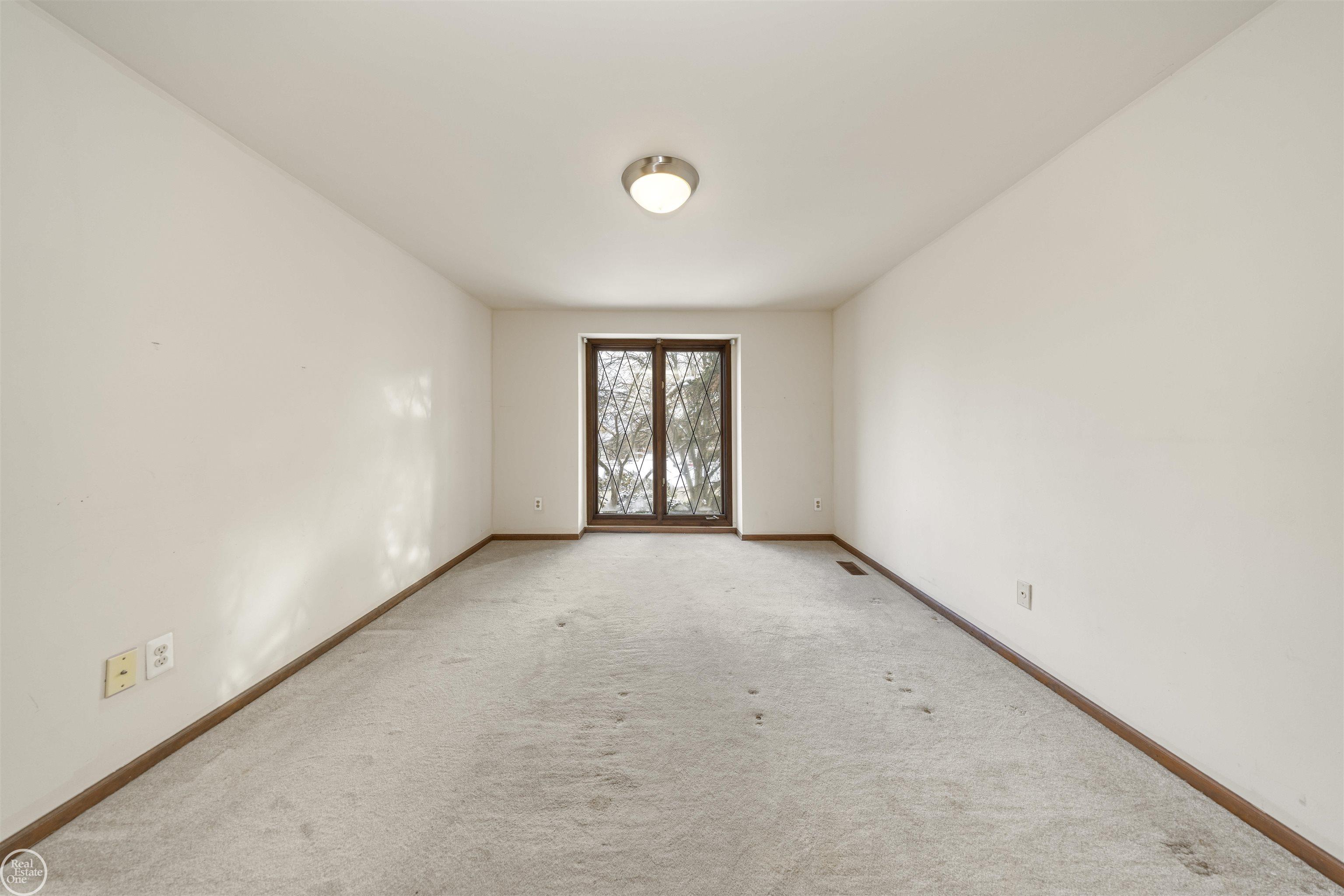 441 Silvervale Drive Rochester Hills, MI 48309 - Photo 48 of 65