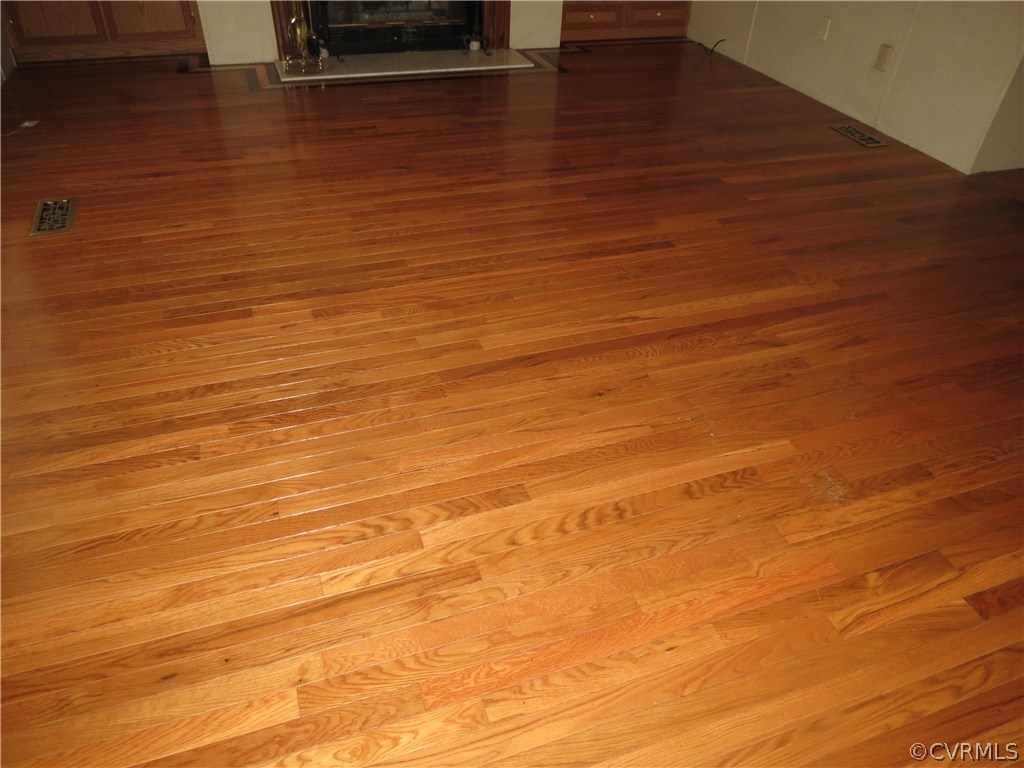 5712 Anderson Mill Road Church Road, VA 23833 - Photo 6 of 24 DINING ROOM HARDWOOD FLOORS
