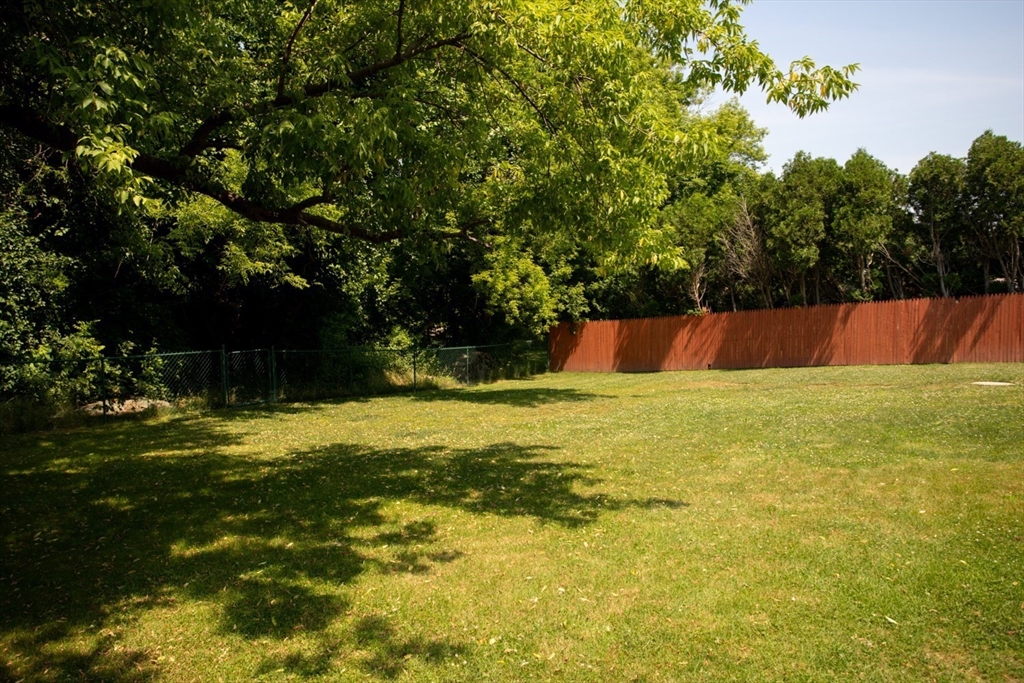 527 Gardners Neck Road Swansea, MA 02777 - Photo 24 of 29 Gallery Image 24