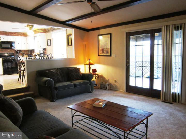 7 Elmgate Road Marlton, NJ 08053 - Photo 11 of 25 Family Room