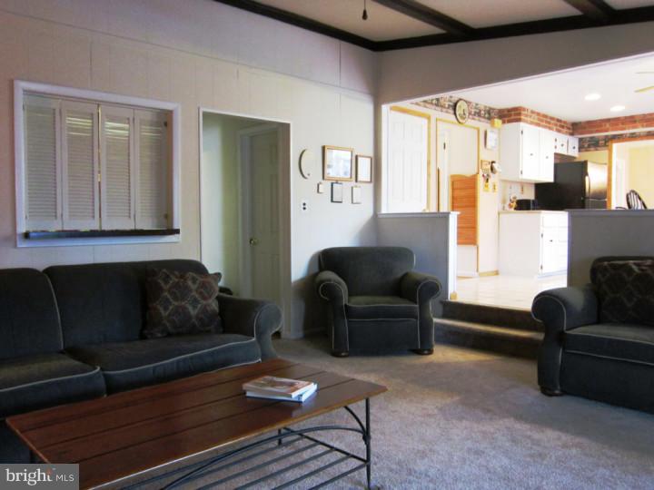7 Elmgate Road Marlton, NJ 08053 - Photo 12 of 25 Family Room