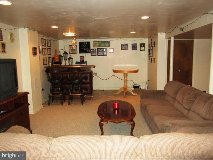 7 Elmgate Road Marlton, NJ 08053 - Photo 13 of 25 Basement - Finished