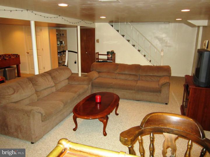 7 Elmgate Road Marlton, NJ 08053 - Photo 14 of 25 Basement - Finished