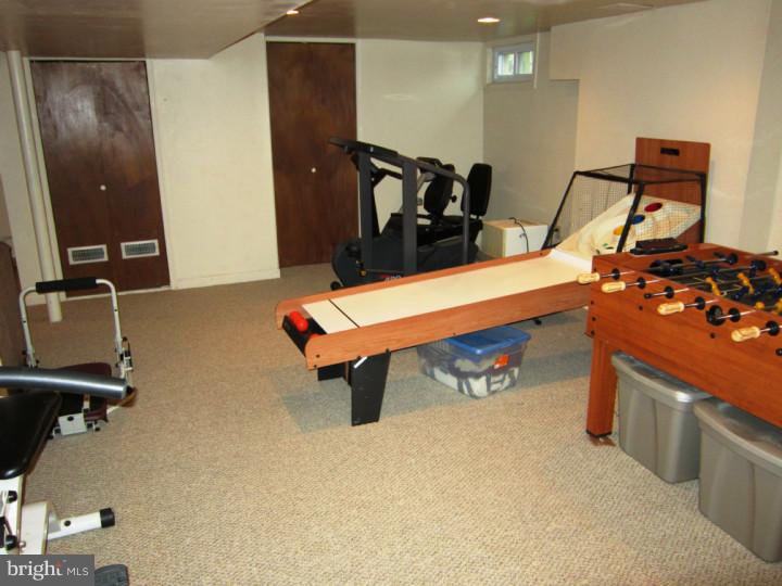 7 Elmgate Road Marlton, NJ 08053 - Photo 15 of 25 Basement - Finished