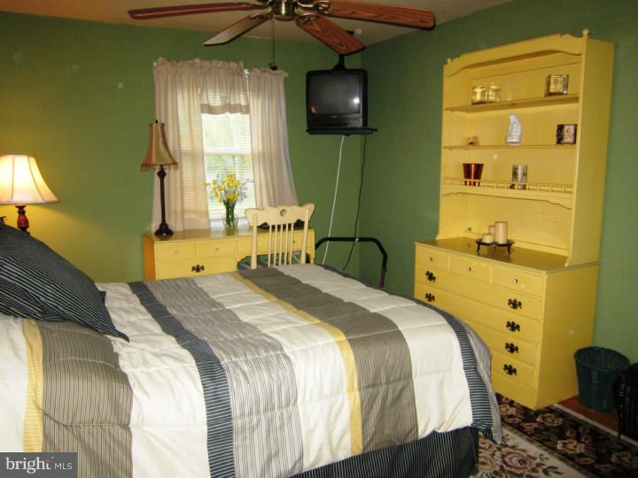 7 Elmgate Road Marlton, NJ 08053 - Photo 18 of 25 Bedroom 2