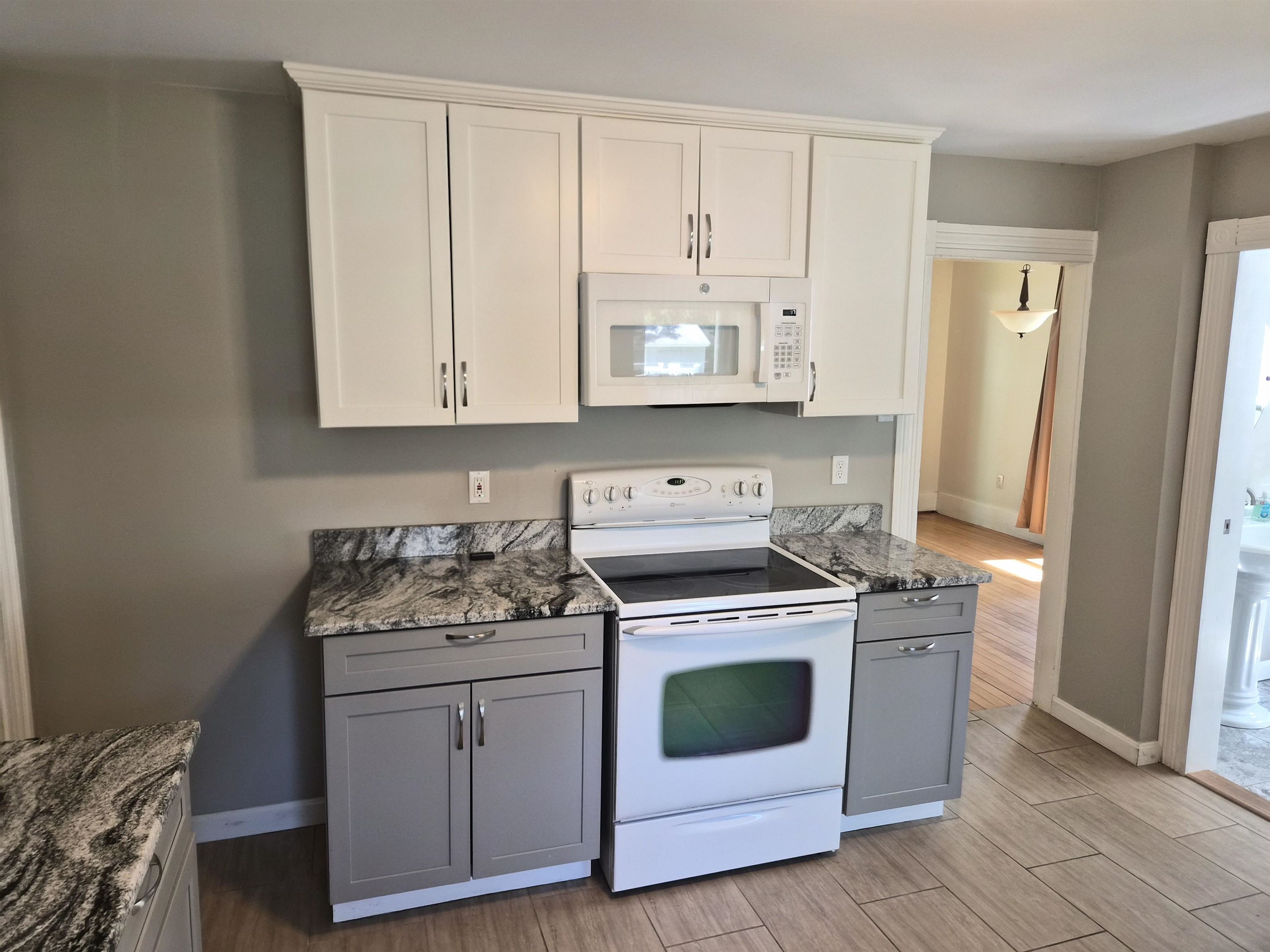 22 Fairview Avenue Derry, NH 03038 - Photo 20 of 23