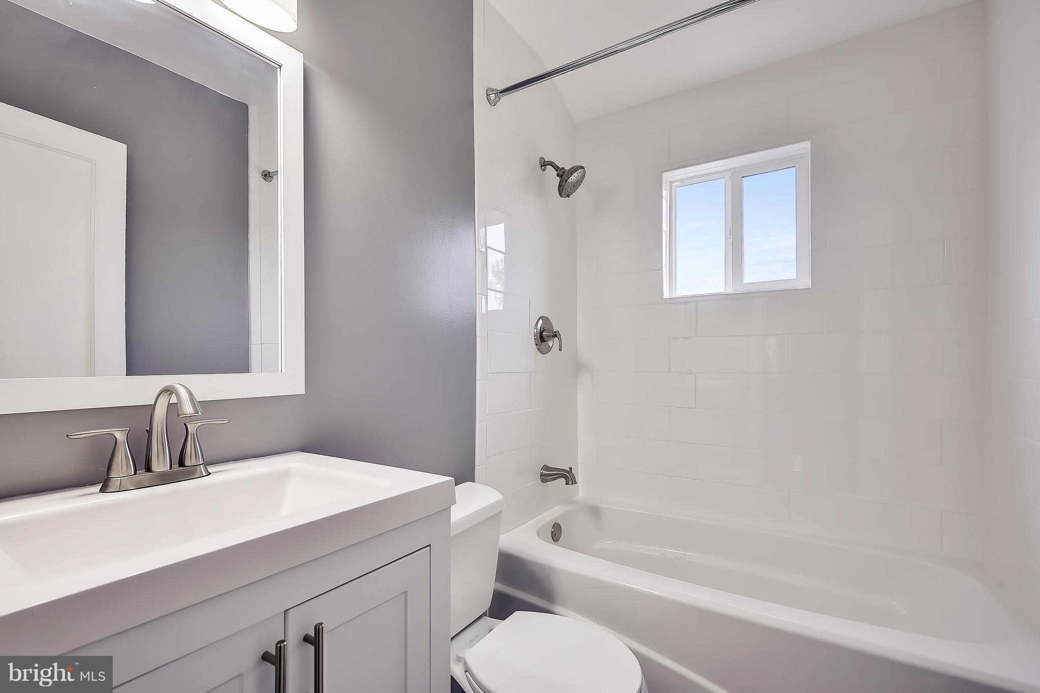 8555 Kavanagh Road Baltimore, MD 21222 - Photo 13 of 19 Bath (Master)