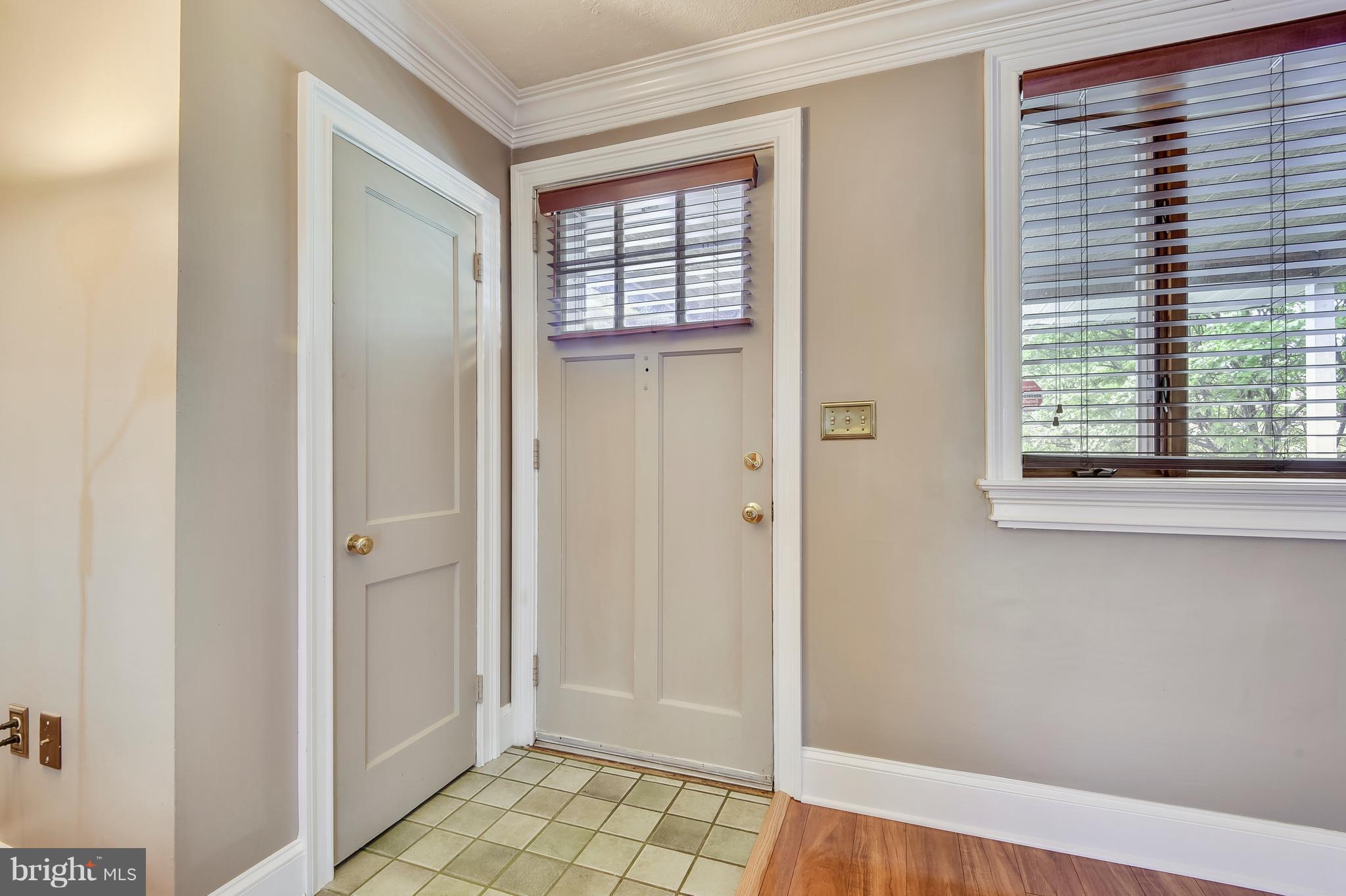 8555 Kavanagh Road Baltimore, MD 21222 - Photo 6 of 19 Interior (General)