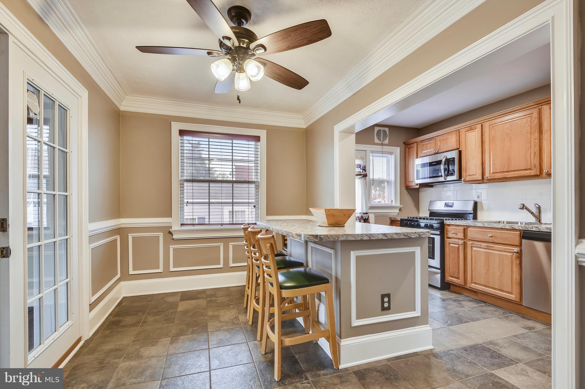 8555 Kavanagh Road Baltimore, MD 21222 - Photo 9 of 19 Dining Room
