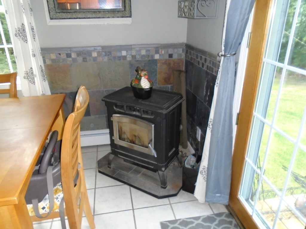 35 Prescott Street Rutland, MA 01543 - Photo 7 of 24 Gallery Image 7