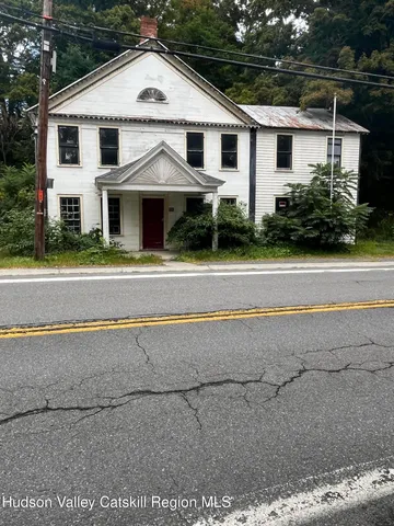 $169,000 | 7838 Route 81 Oak Hill, Oak Hill, NY 12460