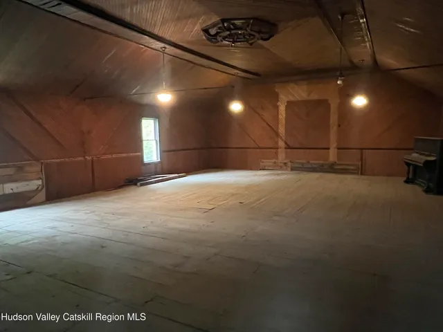 $169,000 | 7838 Route 81 Oak Hill, Oak Hill, NY 12460