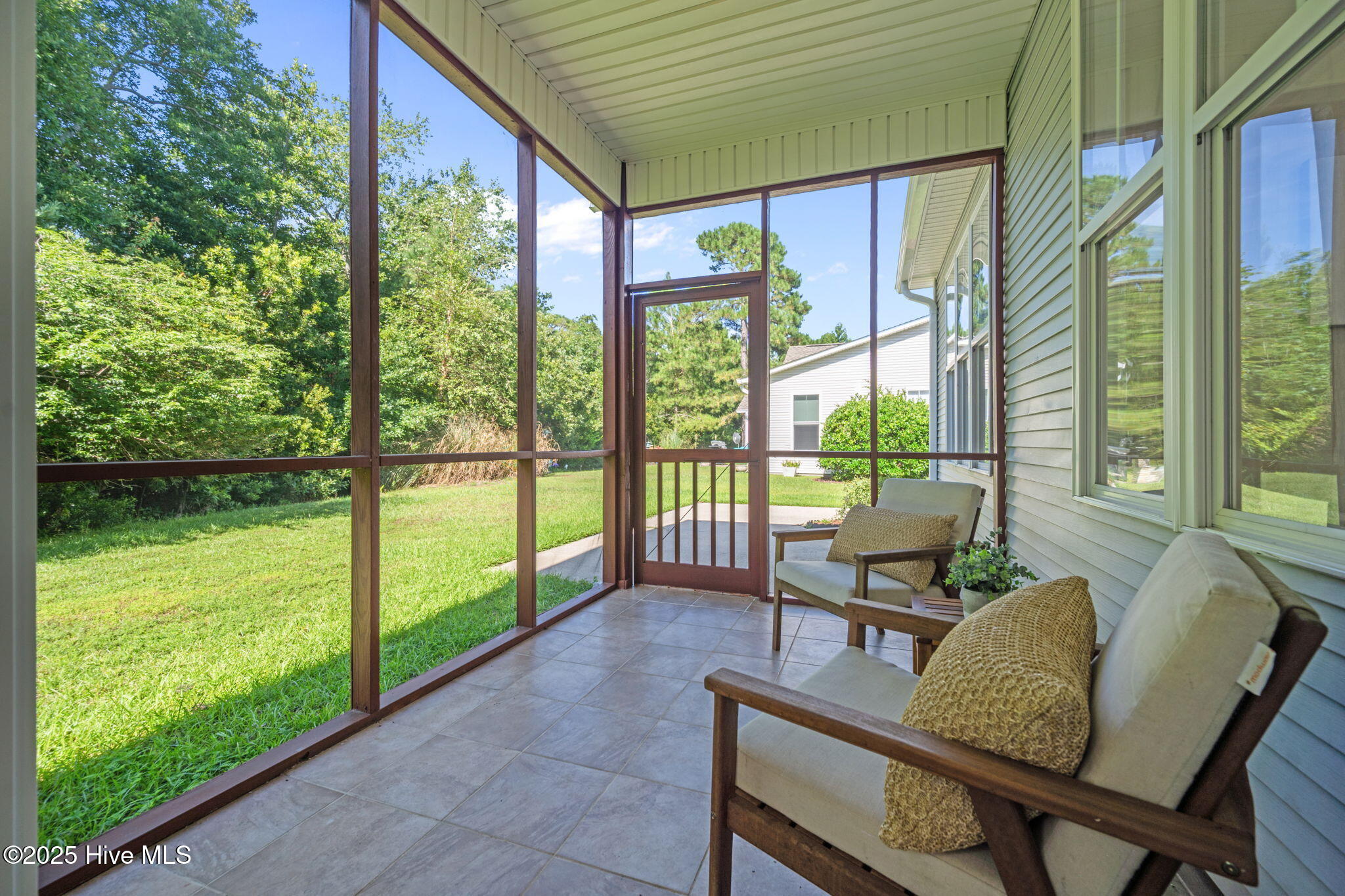 119 Azalea Drive Hampstead, NC 28443 - Photo 5 of 56 11-web-or-mls-11