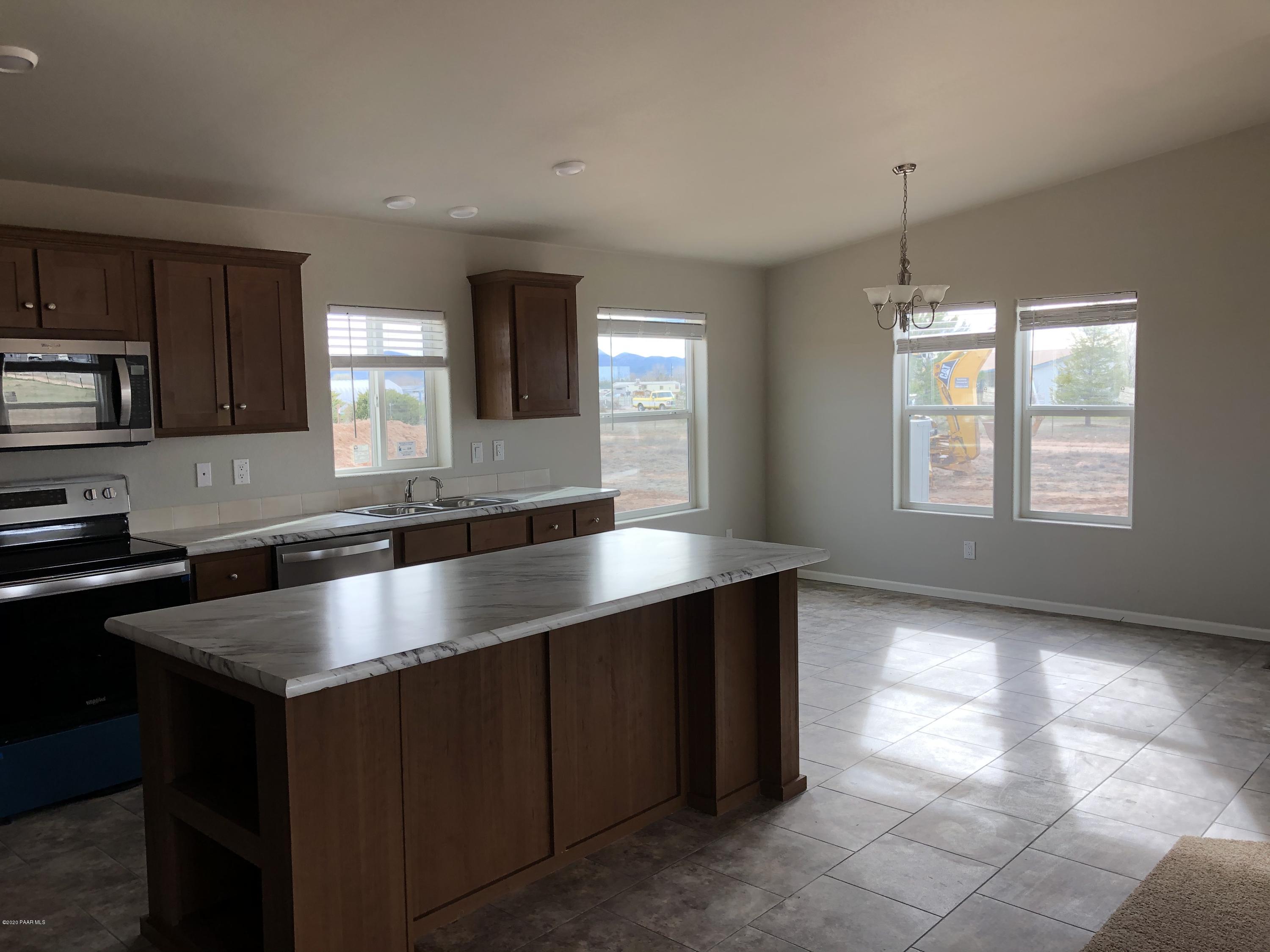 25009 North Stump Road Paulden, AZ 86334 - Photo 41 of 68 IMG_6529