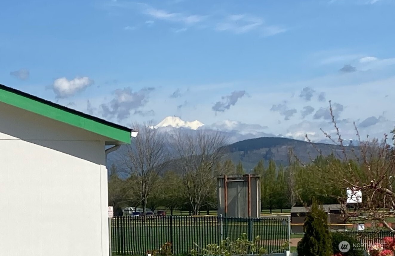 2901 Schuller Place Mount Vernon, WA 98273 - Photo 37 of 40 a view of a back yard