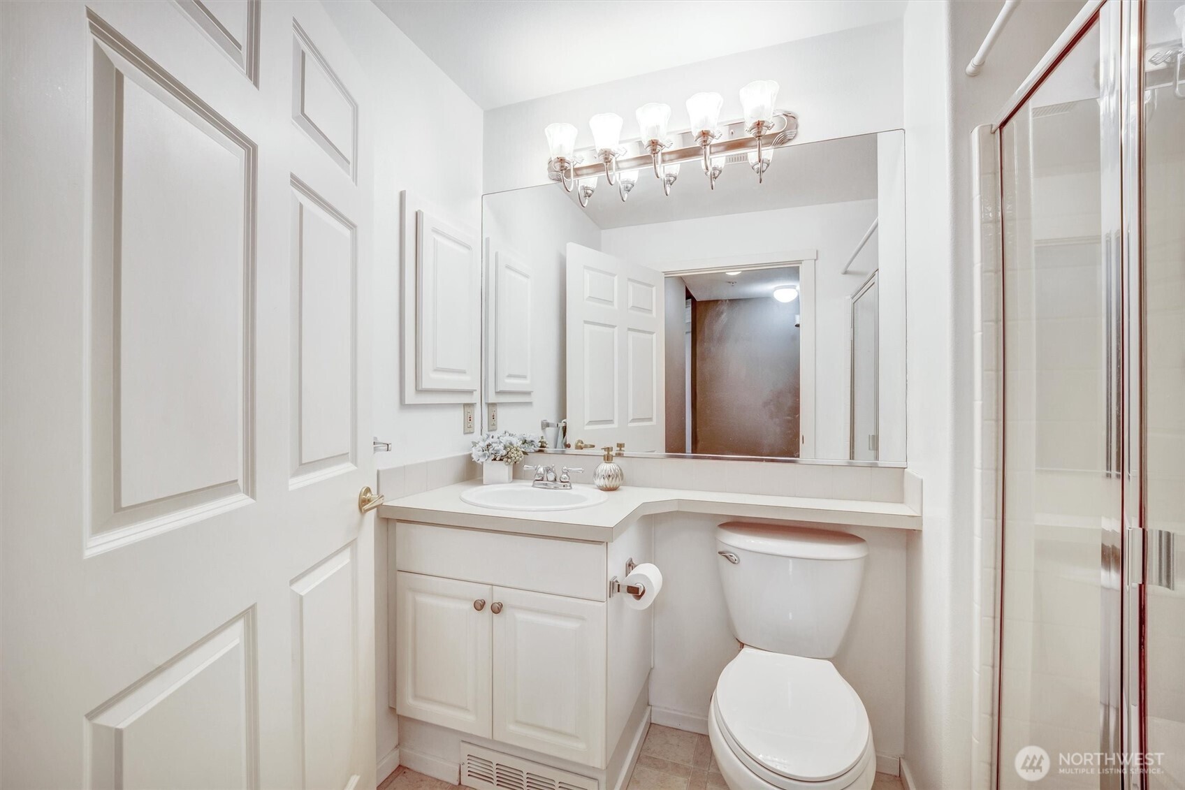 4319 Northeast 5th Court, Unit 106 Renton, WA 98059 - Photo 9 of 19