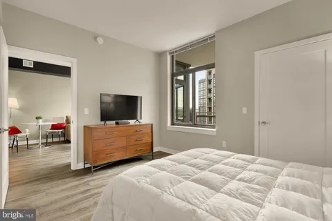 $479,000 | 460 New York Avenue Northwest, Unit 701, Washington, DC 20001