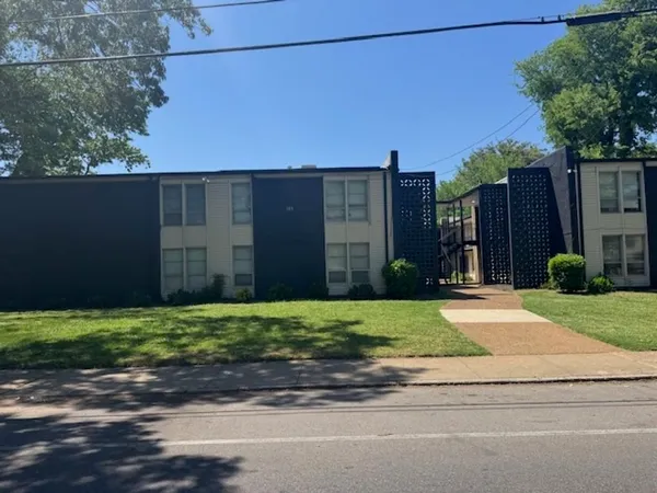 $1,568,000 | 32 North Belvedere Boulevard, Unit 323, Memphis, TN 38104