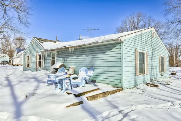 $125,000 | 413 South Buffalo Street, Burket, IN 46508