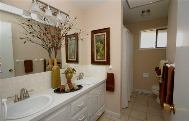 14015 North Rivilla Lane Spokane, WA 99208 - Photo 4 of 8 Gallery Image 4