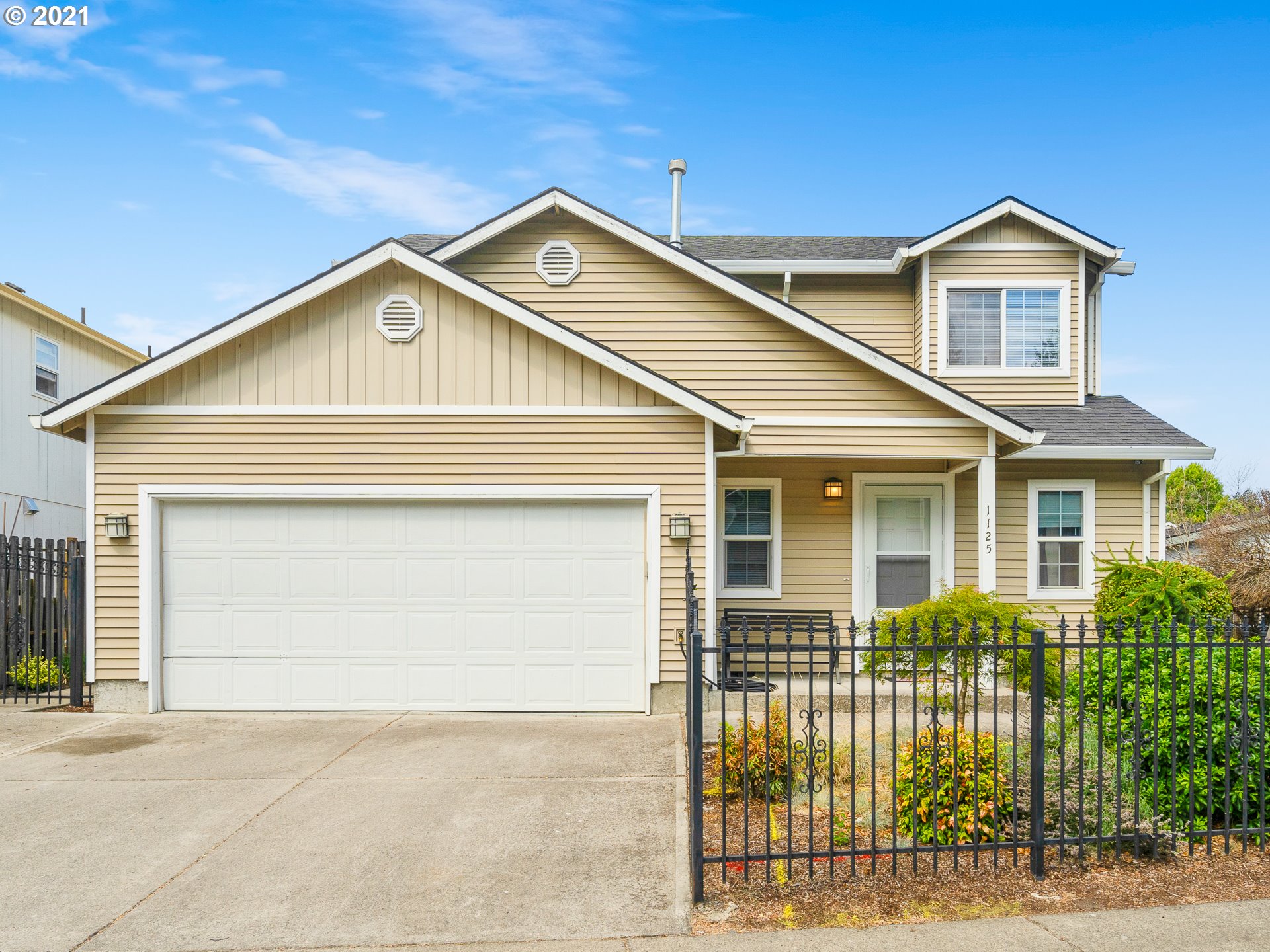 1125 Northeast Mariners Loop Portland, OR 97211 - Photo 1 of 26 Gallery Image 1