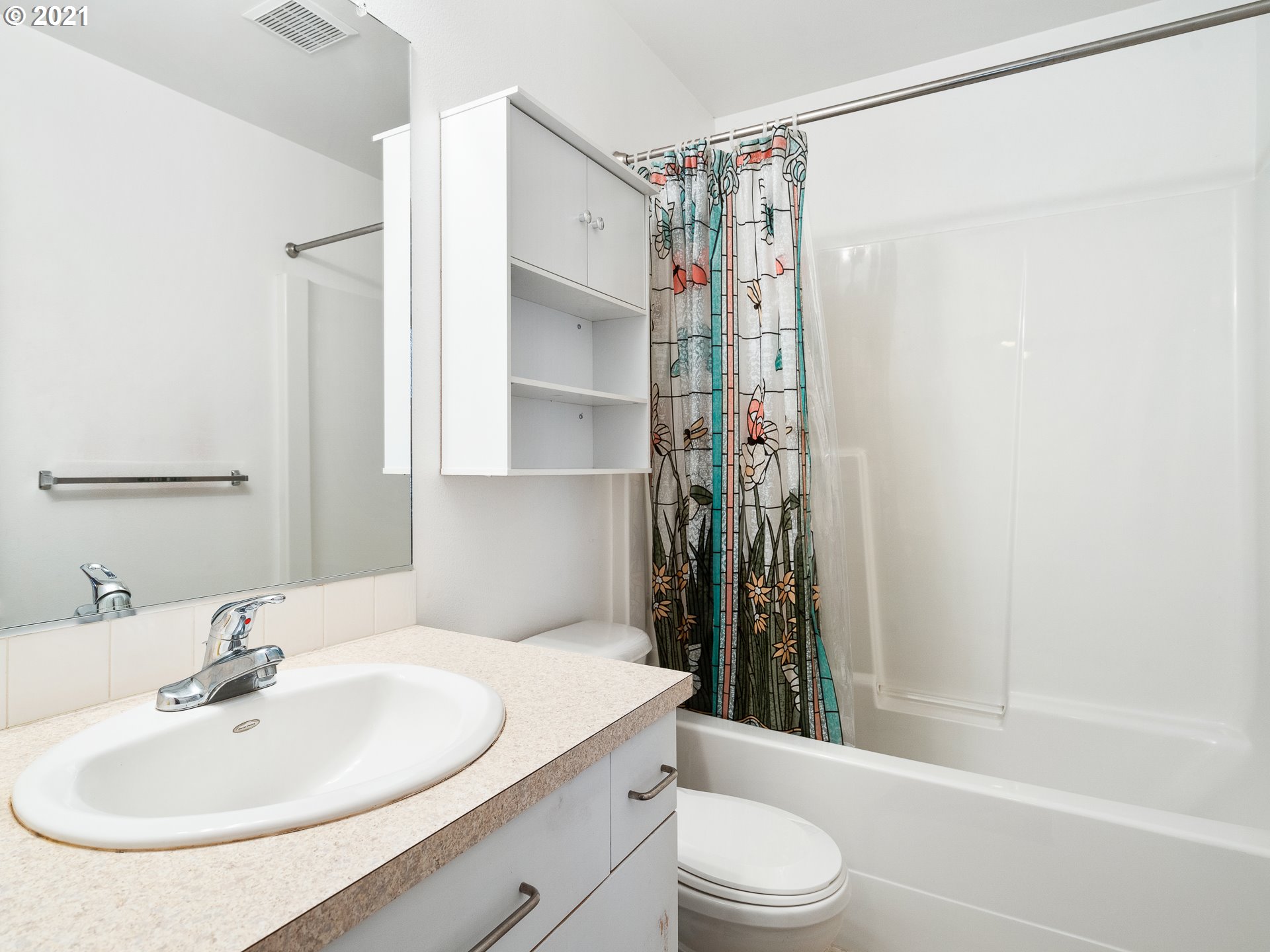 1125 Northeast Mariners Loop Portland, OR 97211 - Photo 12 of 26 Gallery Image 12