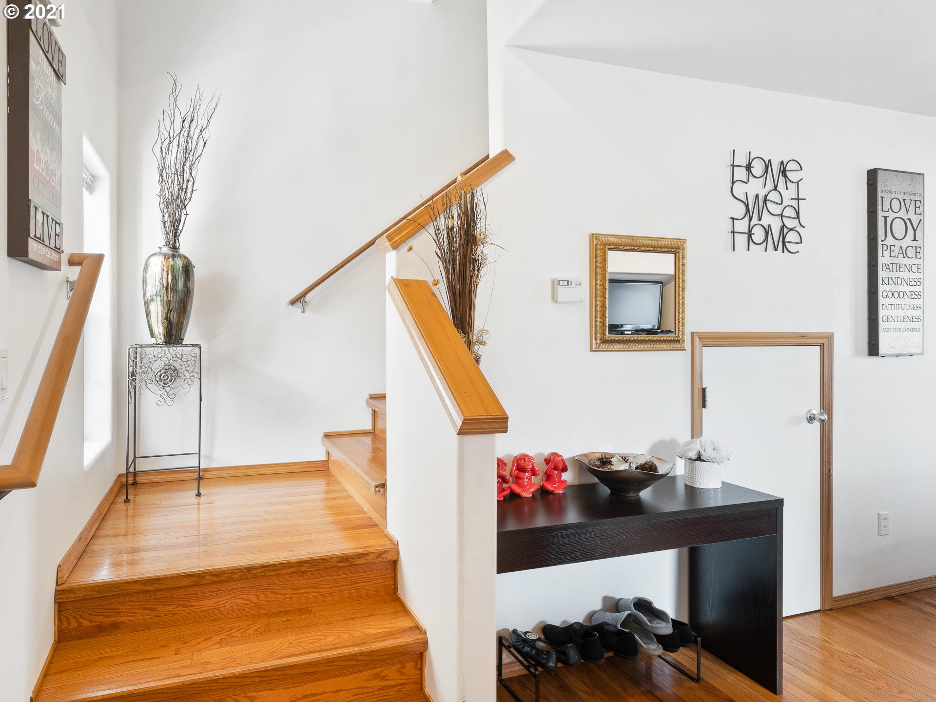 1125 Northeast Mariners Loop Portland, OR 97211 - Photo 4 of 26 Gallery Image 4