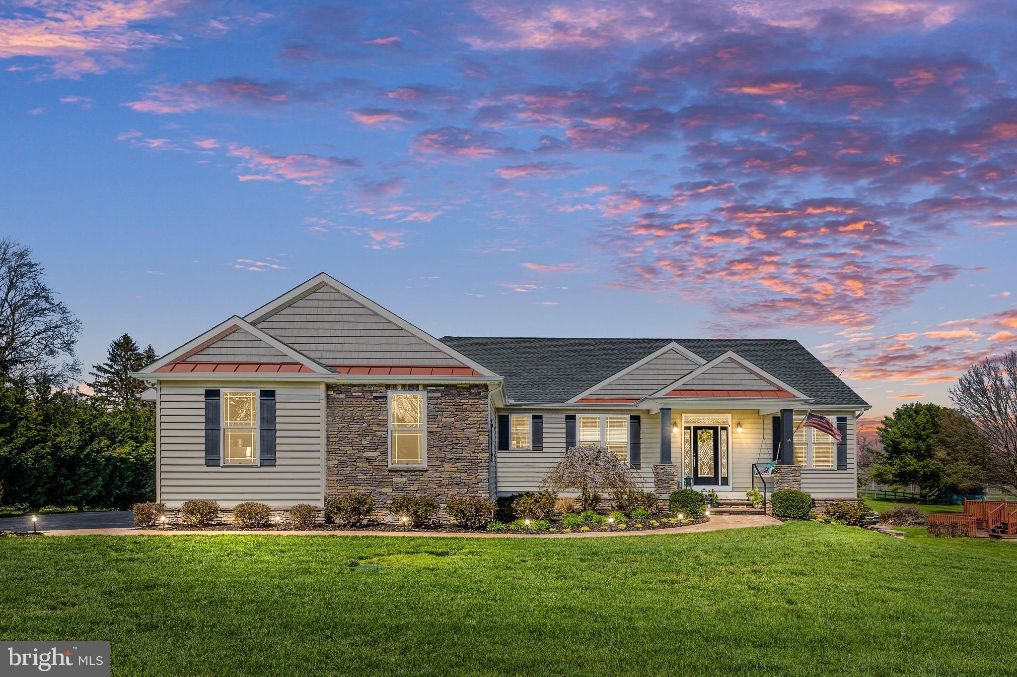 Welcome to 211 Sugar Pine Dr.