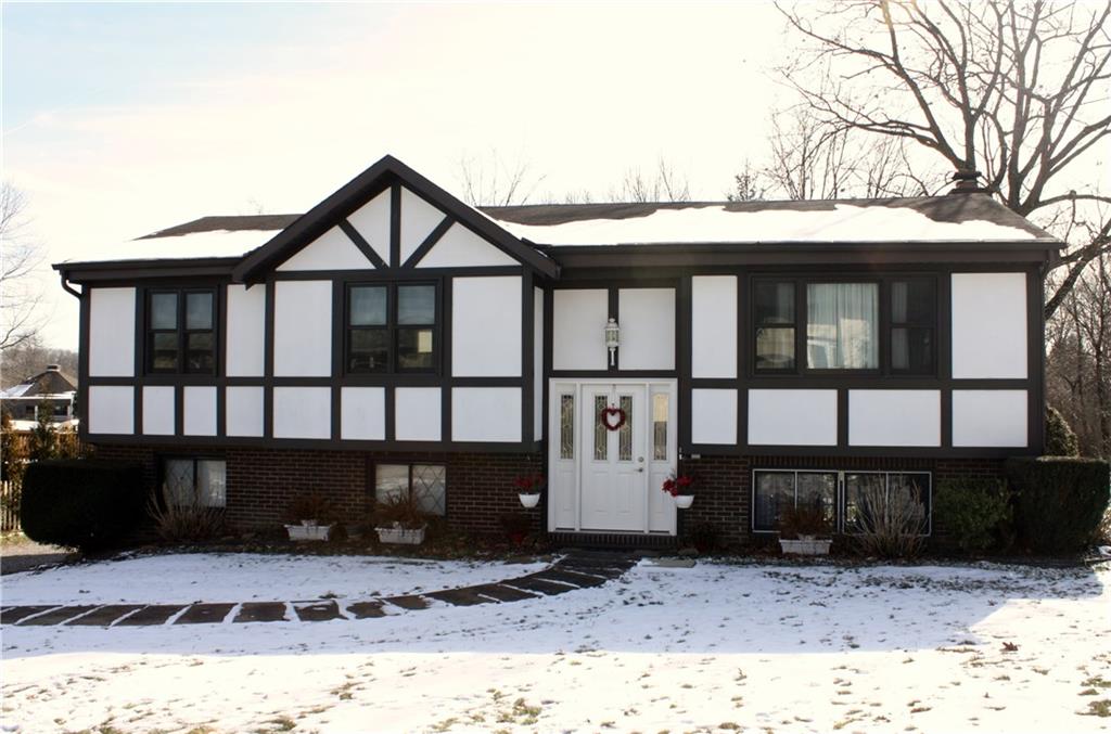 109 Ayleshire Road Butler, PA 16001 - Photo 1 of 25 Gallery Image 1