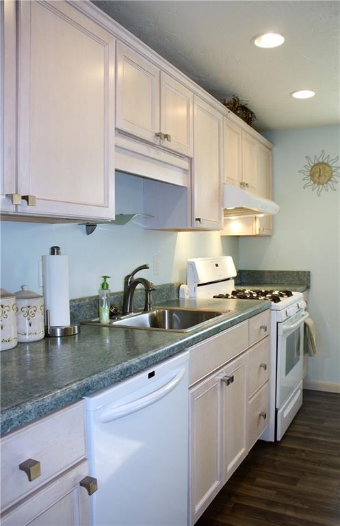 109 Ayleshire Road Butler, PA 16001 - Photo 7 of 25 Gallery Image 7