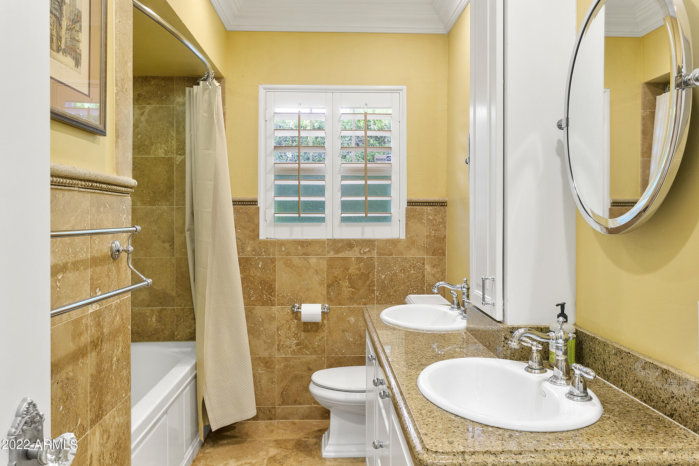 101 East Lawrence Road Phoenix, AZ 85012 - Photo 26 of 48 a bathroom with a sink and a mirror