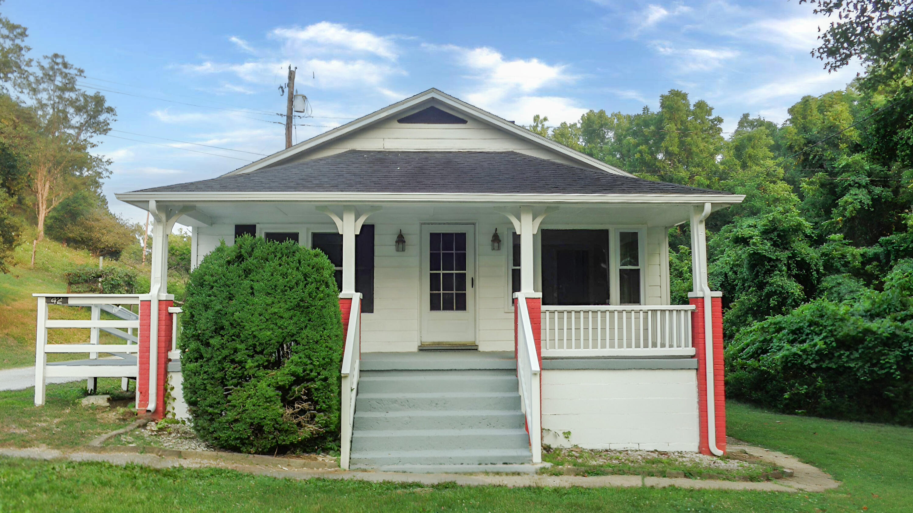 42 Powell Road Buchanan, VA 24066 - Photo 4 of 25 front b