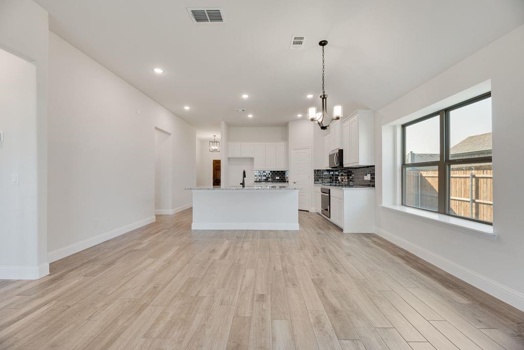 583 Mb Way South Pilot Point, TX 76258 - Photo 7 of 31